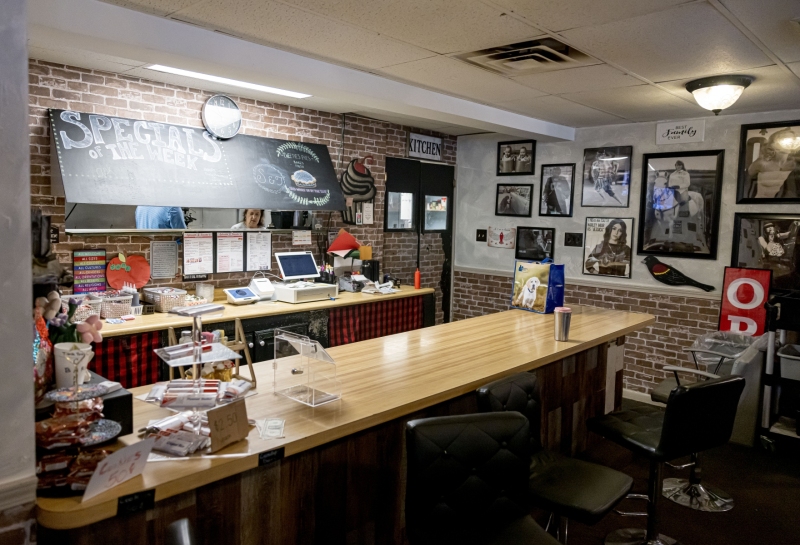 Sylvester &amp; Tweeties Restaurant
